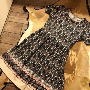 Gorgeous LulaRoe Amelia!